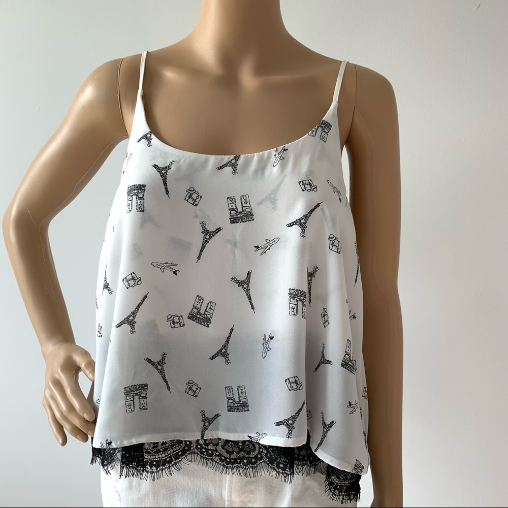 🆕 Cute top with lace bottom, L